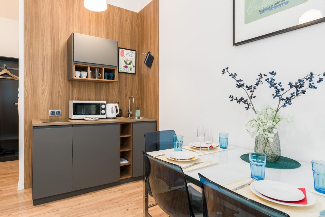 Kwiatowa Apartments Poznan City Center By Noclegi Renters Extérieur photo