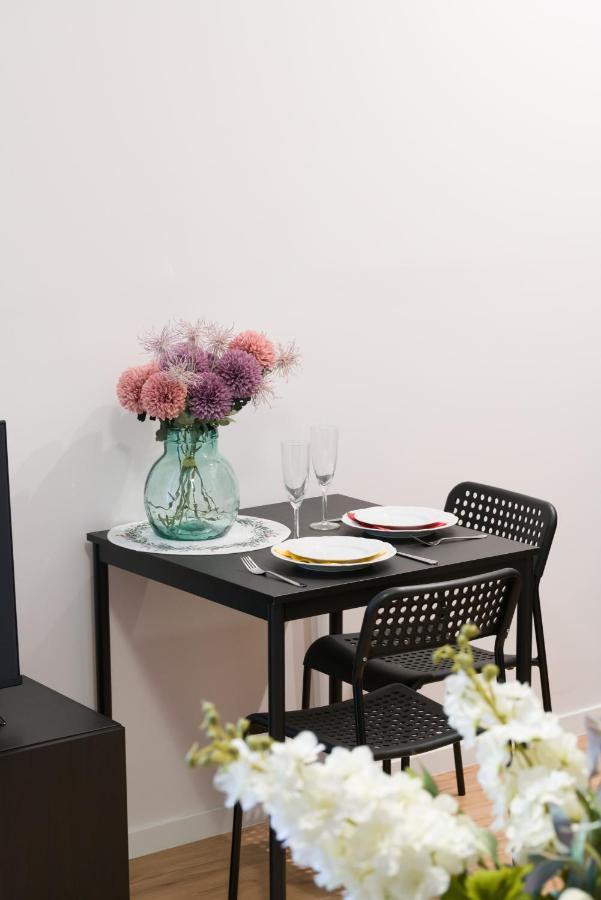 Kwiatowa Apartments Poznan City Center By Noclegi Renters Extérieur photo