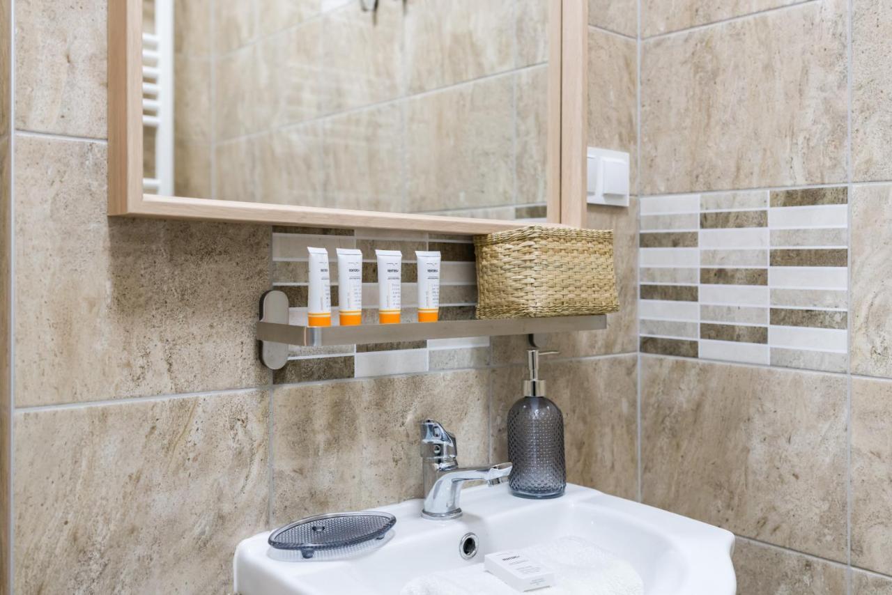 Kwiatowa Apartments Poznan City Center By Noclegi Renters Extérieur photo